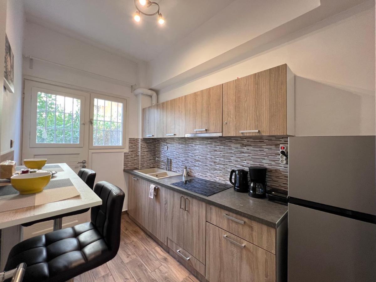 Modern & Cozy 51Sqm Apt In Thisseio Athens Luaran gambar