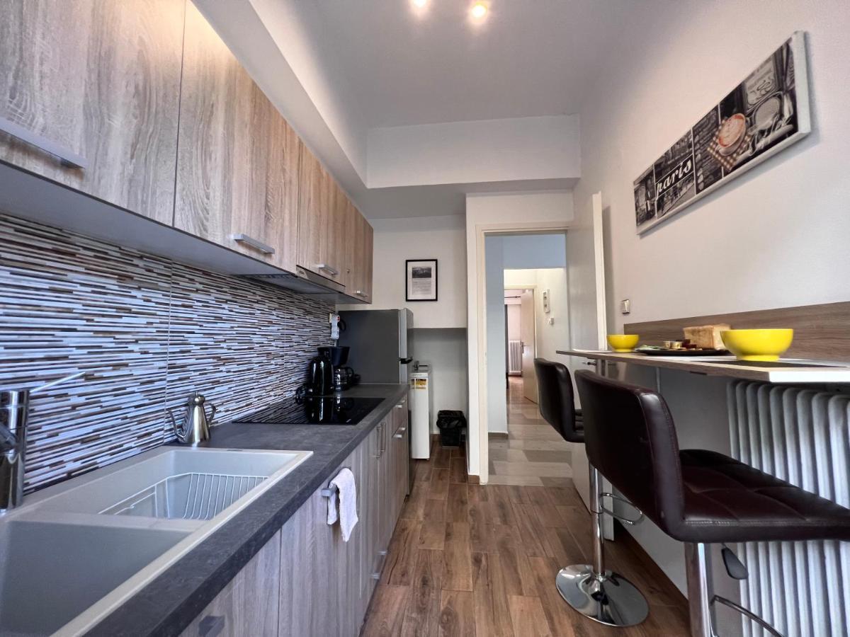 Modern & Cozy 51Sqm Apt In Thisseio Athens Luaran gambar
